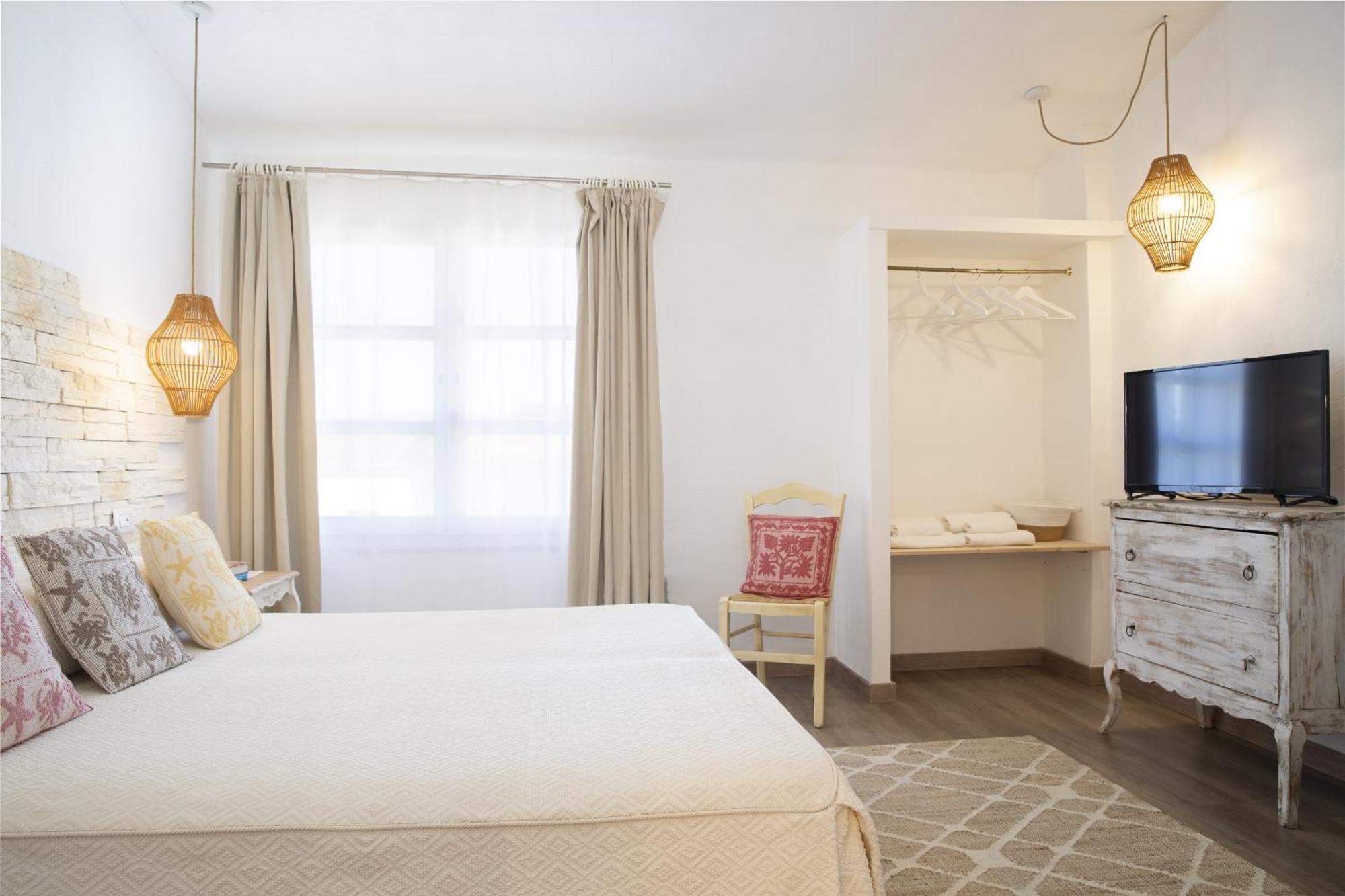 Hotel Ristorante S'Astore Benetutti Екстер'єр фото