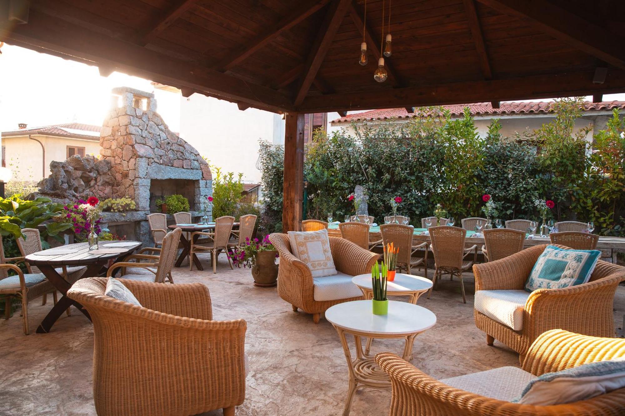 Hotel Ristorante S'Astore Benetutti Екстер'єр фото