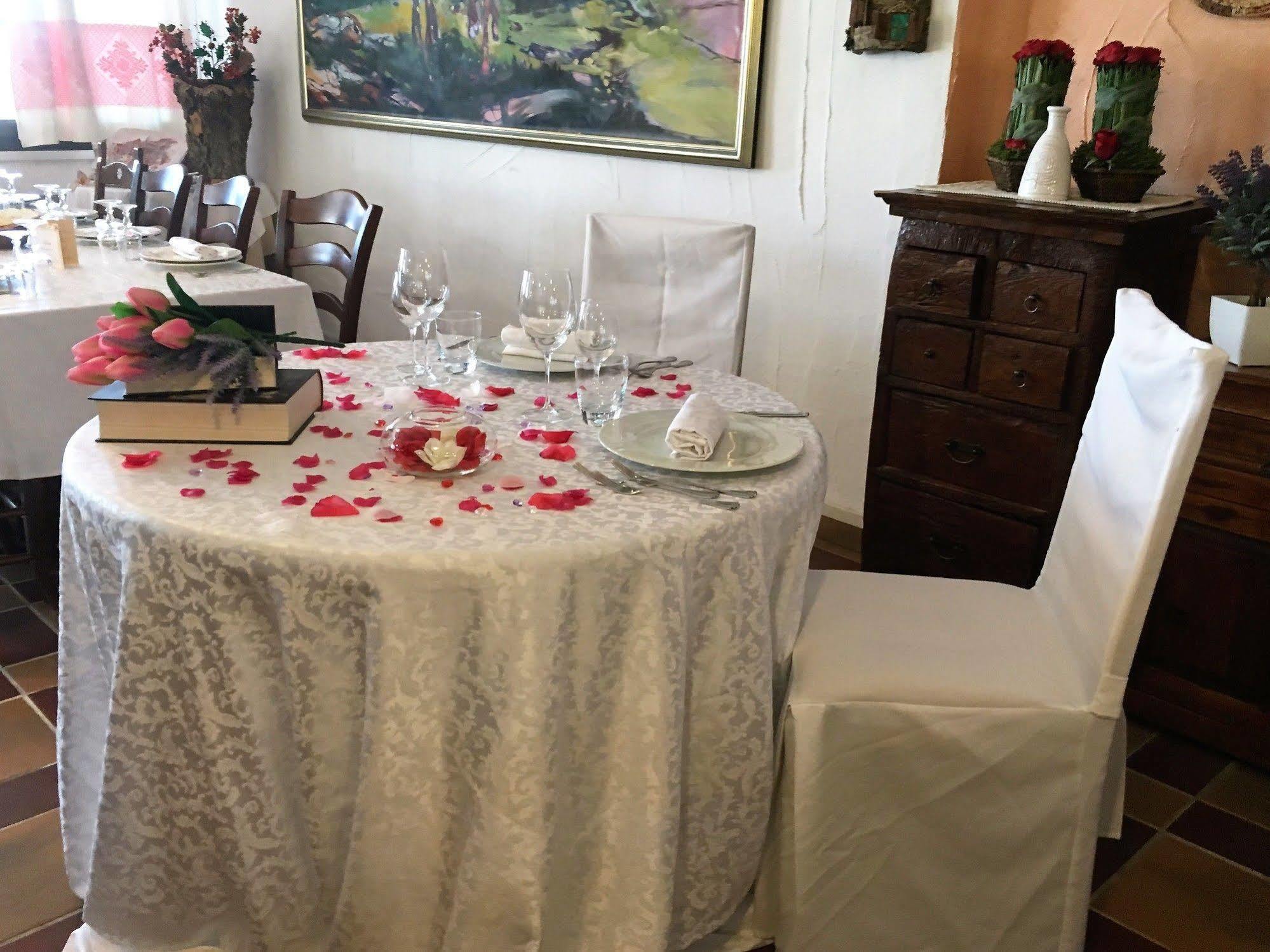Hotel Ristorante S'Astore Benetutti Екстер'єр фото